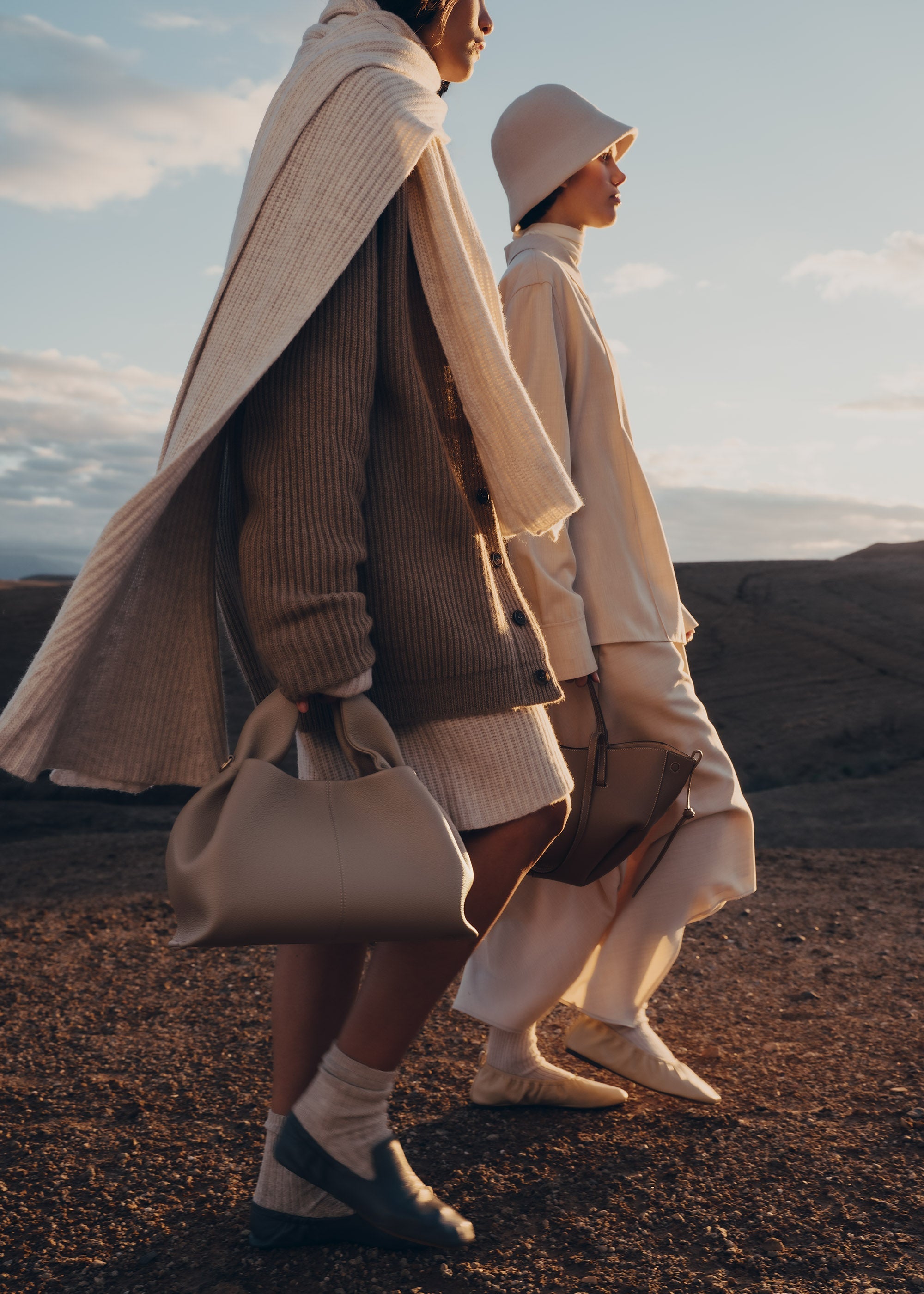 Polène | Wallet - Numéro Sept - Textured Black – Polène EU