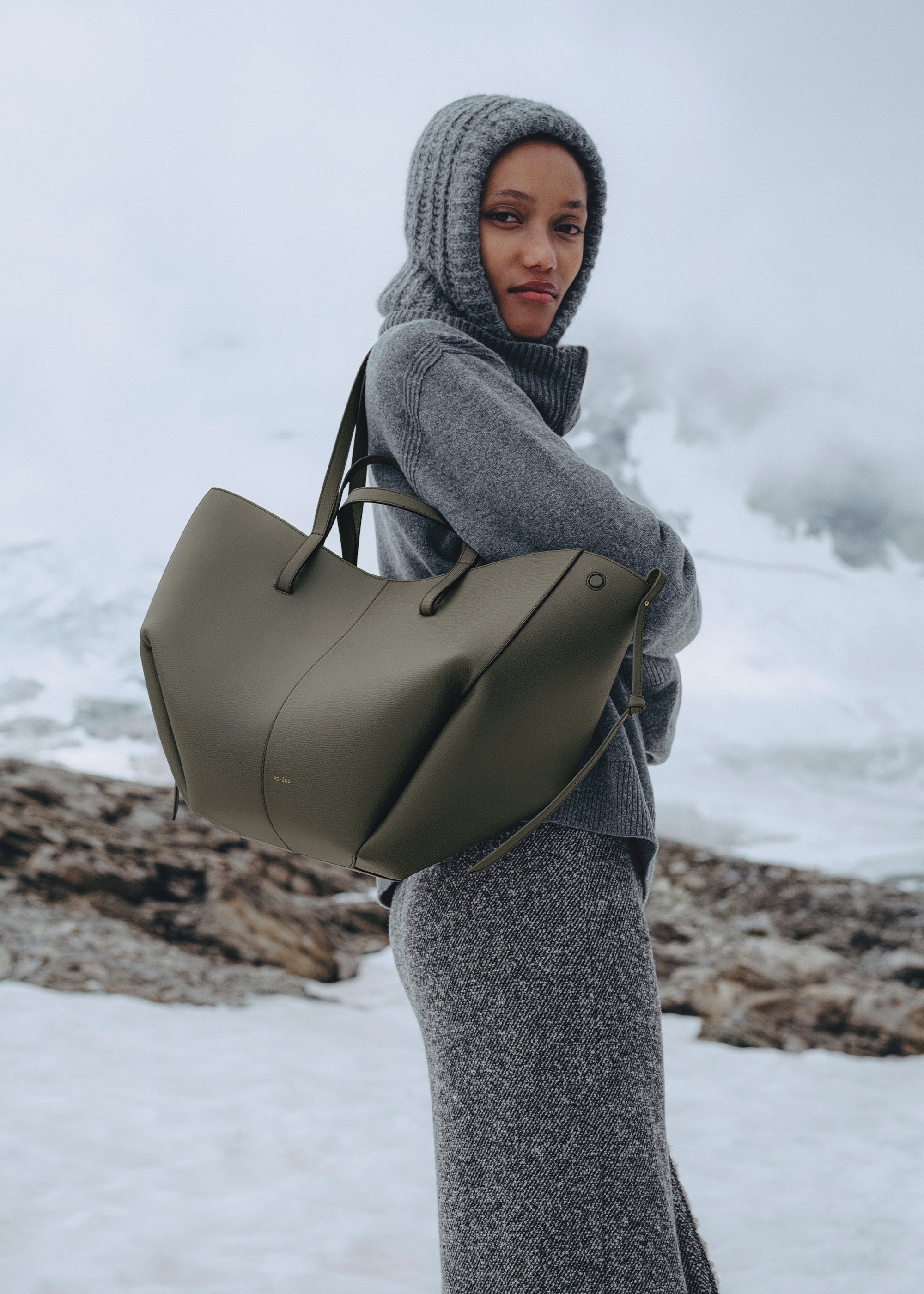 Polène | Bag - Numéro Sept Mini - Textured Black – Polène EU