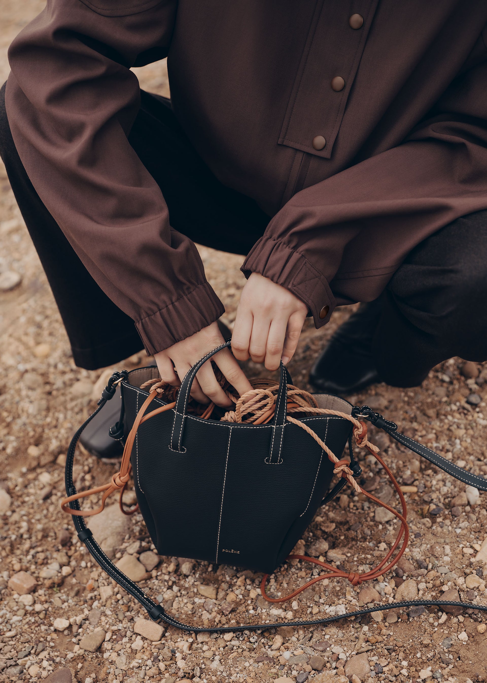 Cyme Tote Nano - Textured Black with Ecru Stitching