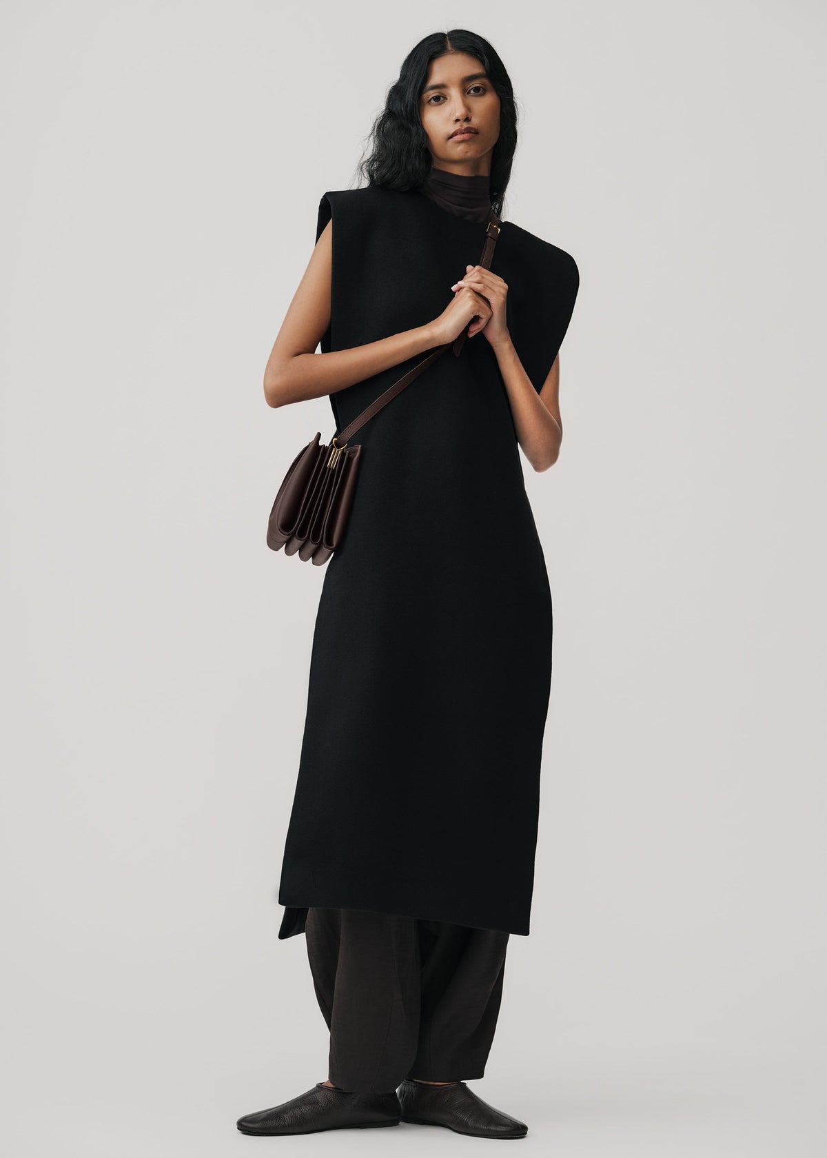 Boky - Textured Ebony