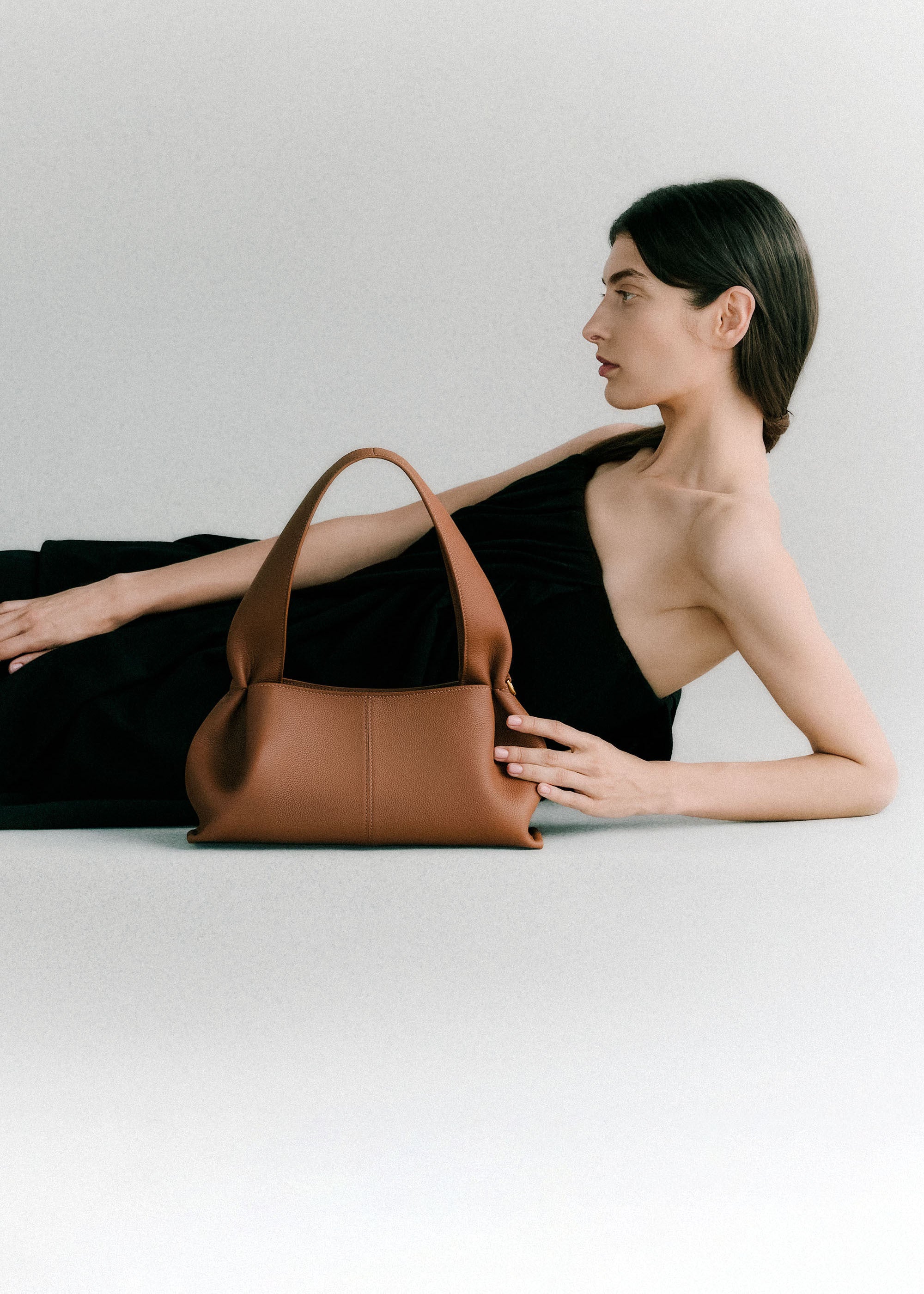 Polène | Bag - Numéro Neuf East-West - Textured Camel – Polène EU