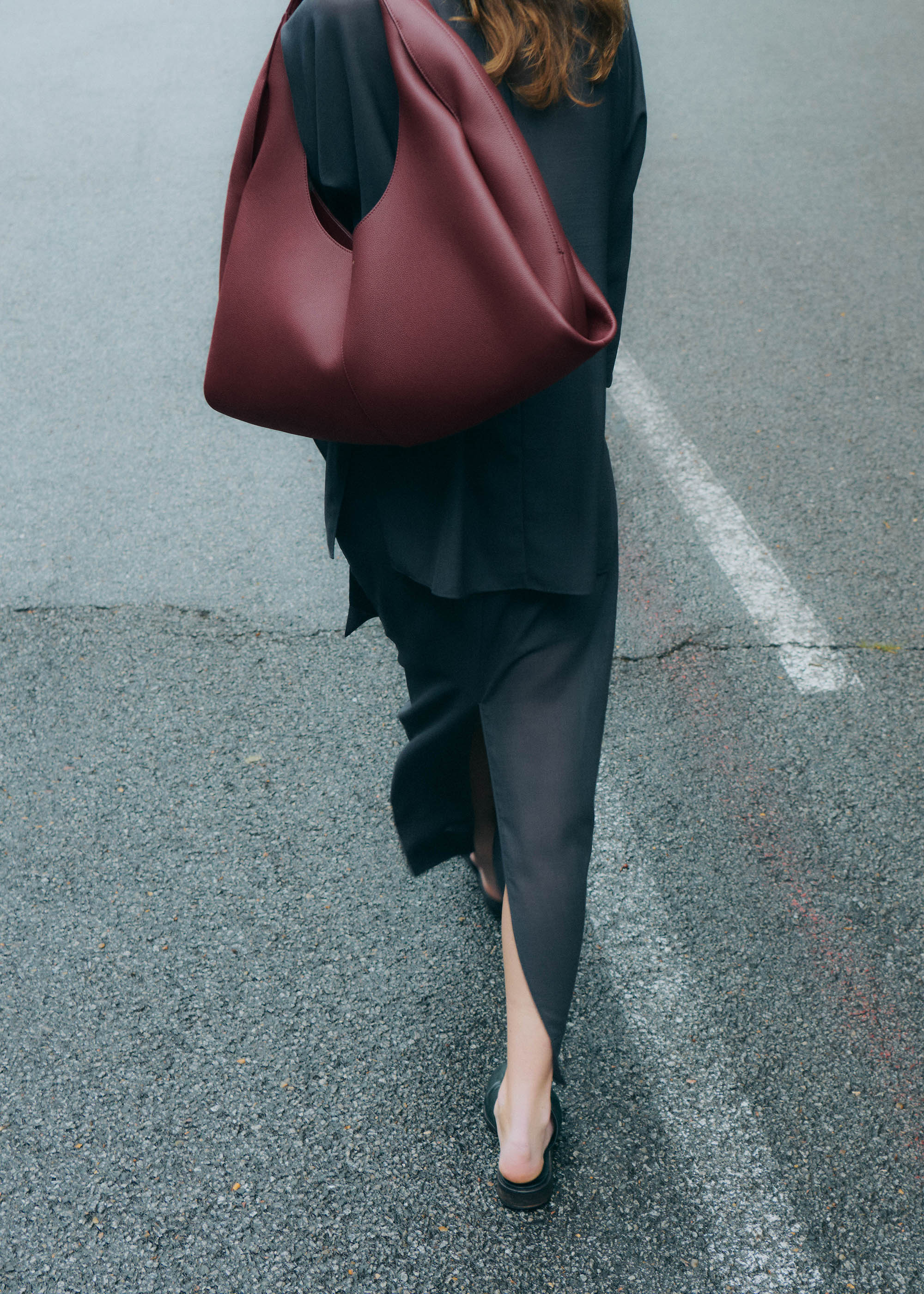 Polène | Bag - Shuldo - Textured Black Cherry – Polène EU