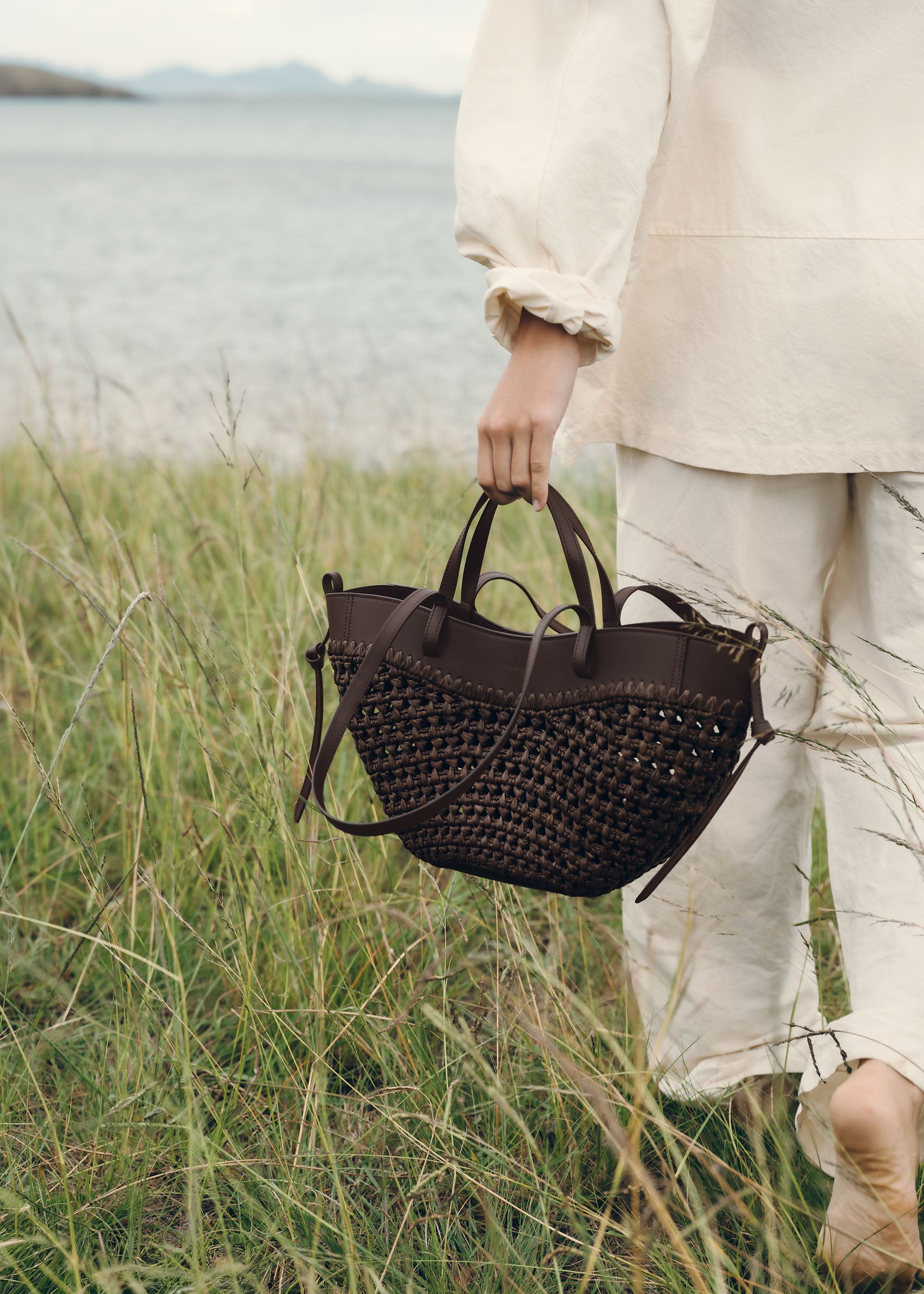 Polène | Bag - Cyme Mini - Raffia Ebony – Polène EU