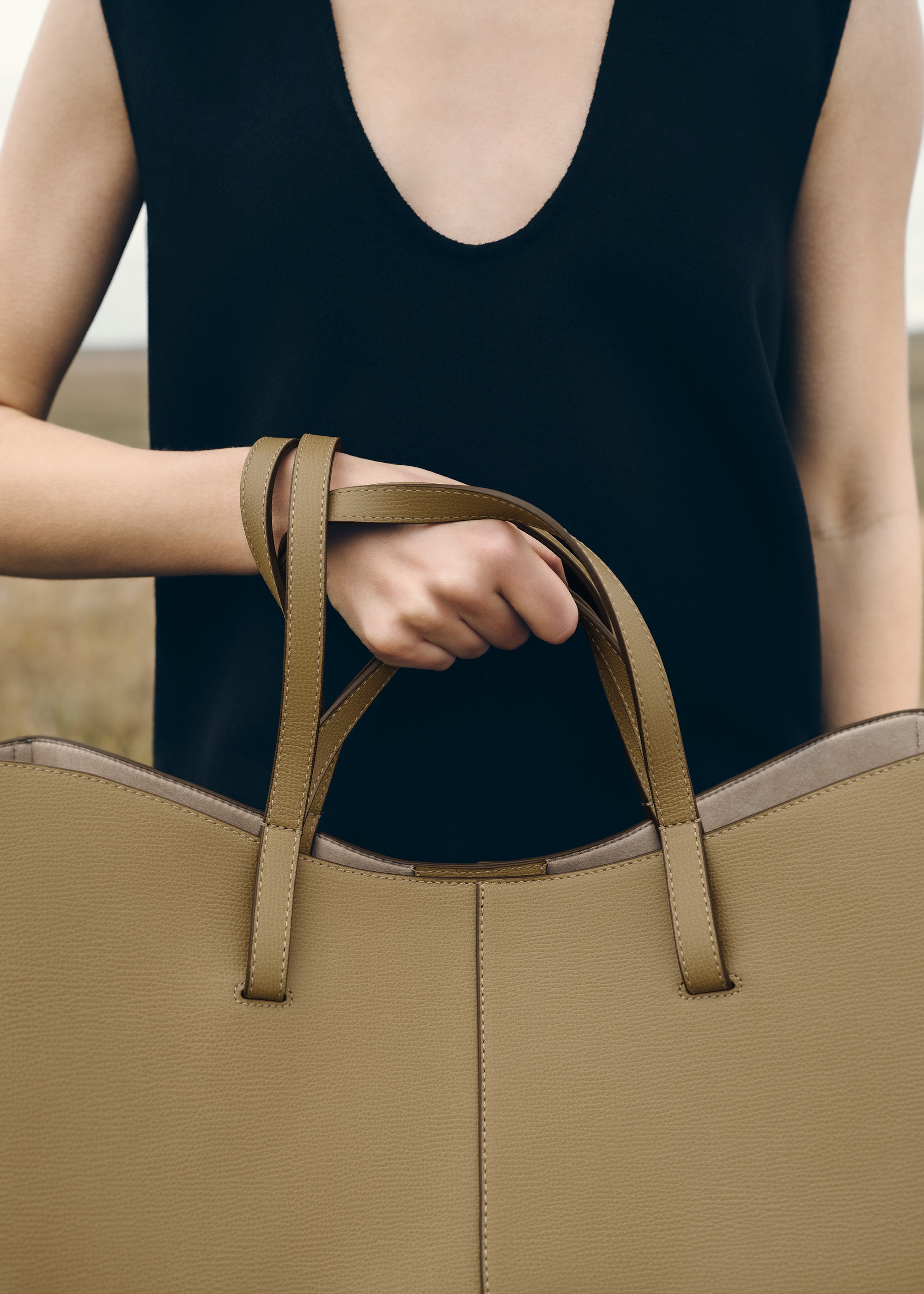 Polène | Bag - Cyme - Textured Smoky Olive – Polène EU